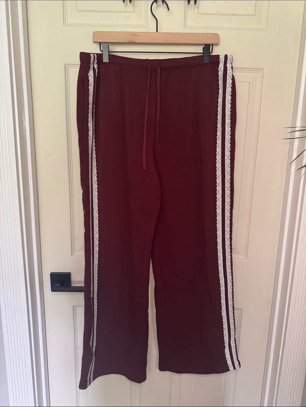 Zoe + Liv Maroon Sweatpants with White Lace Side Stripes